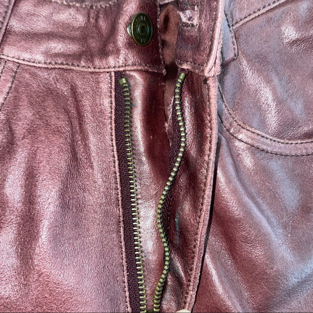 SOLD 💕Vintage Wilson’s Maxima Burgundy Leather Pants - Picture 10 of 16